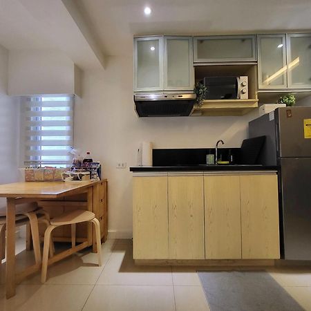 Muggle Stay Guest House - Bonifacio Global City Taguig Manila Exterior foto